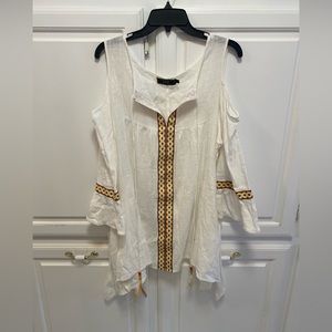L&B Cold Shoulder Aztec Peasant Boho Embroidered Detail Top Women’s Size Large
